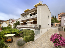 Apartments Villa Vesna - Family apartments Crikvenica