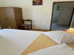 Apartments Perić Lopar (Island Rab)