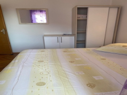 Apartments Perić Lopar (Island Rab)