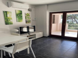 Apartments By The Sea  Mali Losinj (Island Losinj)