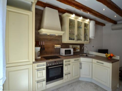 Appartements Holiday stone house Bale