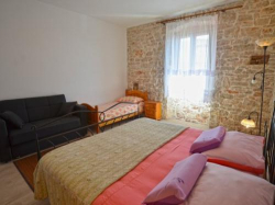 Appartements Holiday stone house Bale