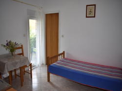 Appartements Nina Drage (Pakostane)