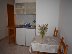 Appartements Nina Drage (Pakostane)