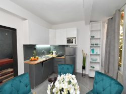 Appartements    ROBERT Gradac