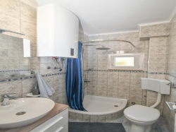 Appartements    ROBERT Gradac