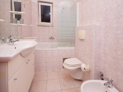 Appartements Pansion Krivic Kastel Gomilica