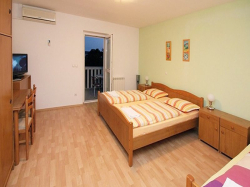 Appartements Pansion Krivic Kastel Gomilica