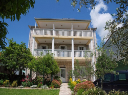 Appartements Pansion Krivic Kastel Gomilica