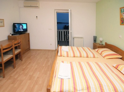 Appartements Pansion Krivic Kastel Gomilica