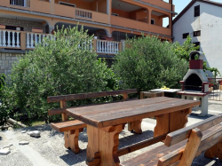 Appartements Damir Lopar (Ile Rab)