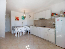 Appartements Nina Miholascica (Ile Cres)