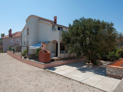Appartements BABS  SWISS Preko (Ile Ugljan)