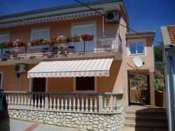Appartements i sobe Bionda Senj Senj