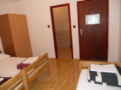 Appartements DADO Starigrad (Paklenica)