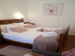 Maison de vacances WIND & WATER Delnice
